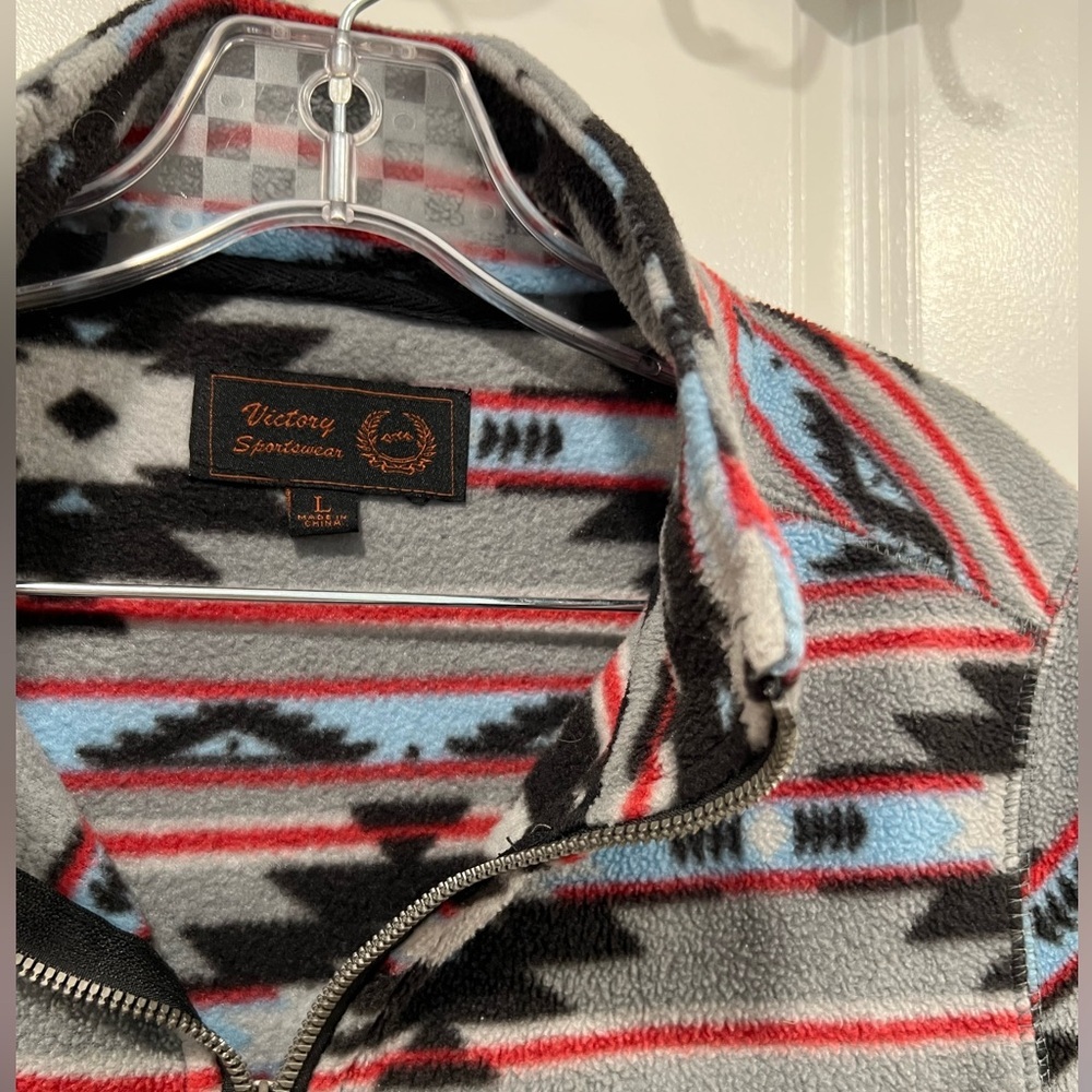 Victory Outfitters Aztec Print 1/4 Zip Fleece Pullover Southwestern Jacket men L - Picture 2 of 8